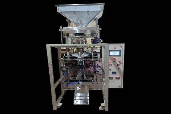Pouch Packing Machine