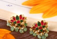 Kundan Stud Earrings​