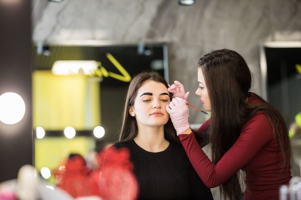 best makeup artist in delhi for bridal